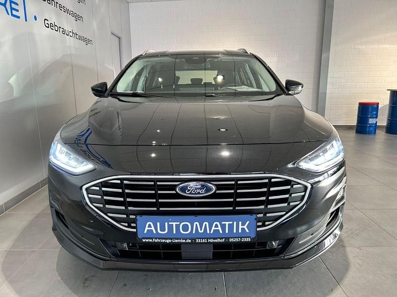 Gebraucht Ford Focus Titanium 155 PS (114 kW) 2024 Schwarz Limousine