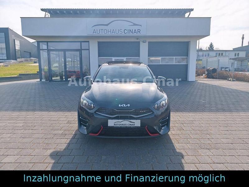 Gebraucht Kia ProCeed GT GT 204 PS (150 kW) 2022 Schwarz Kleinwagen