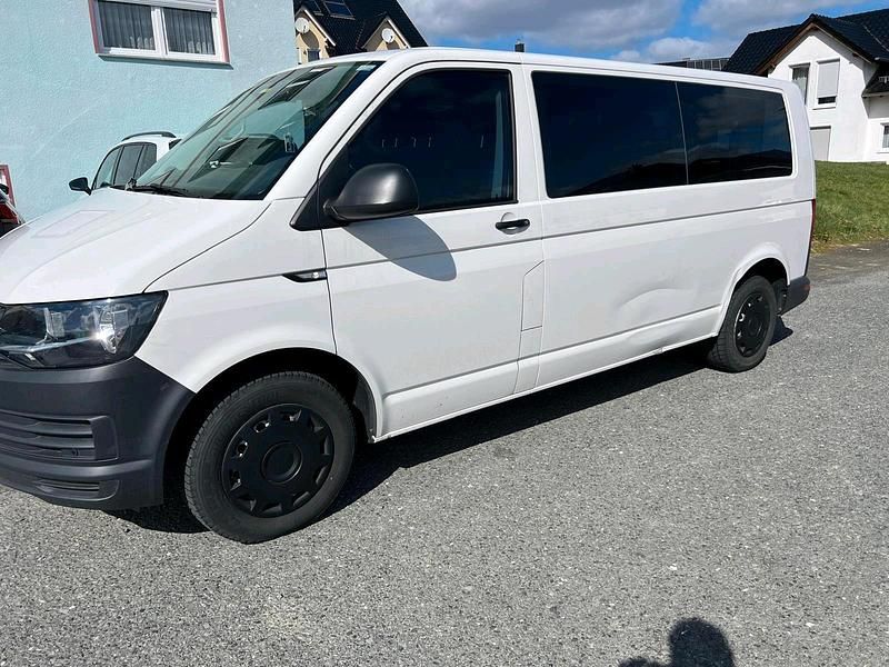 Gebraucht VW Transporter 150 PS (110 kW) 2019 Weiß Van