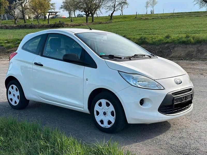 Gebraucht Ford Ka 69 PS (50 kW) 2009 Weiß Kleinwagen