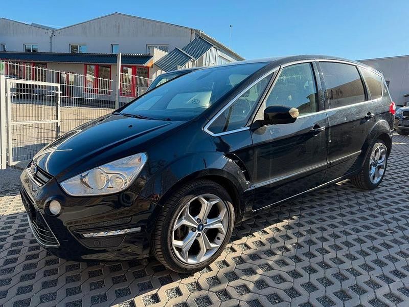 Gebraucht Ford S-MAX S 140 PS (102 kW) 2011 Schwarz Van / Kleinbus