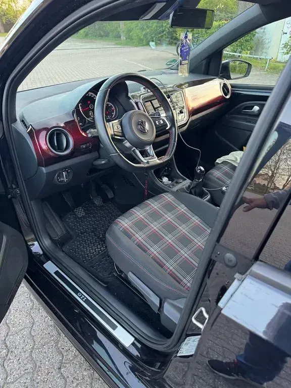 Używany VW up! GTI 116 KM (85 kW) 2018 Czarny Hatchback