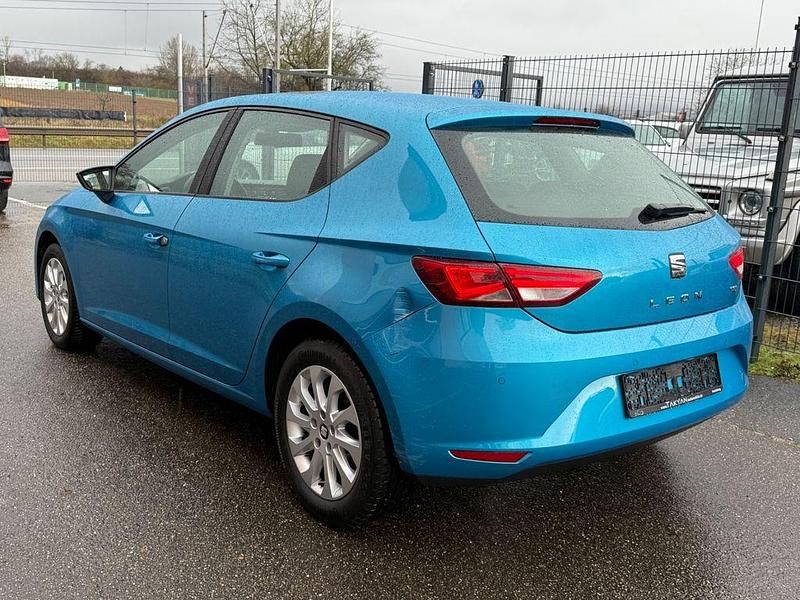 Gebraucht Seat Leon Style 125 PS (91 kW) 2014 Blau Limousine