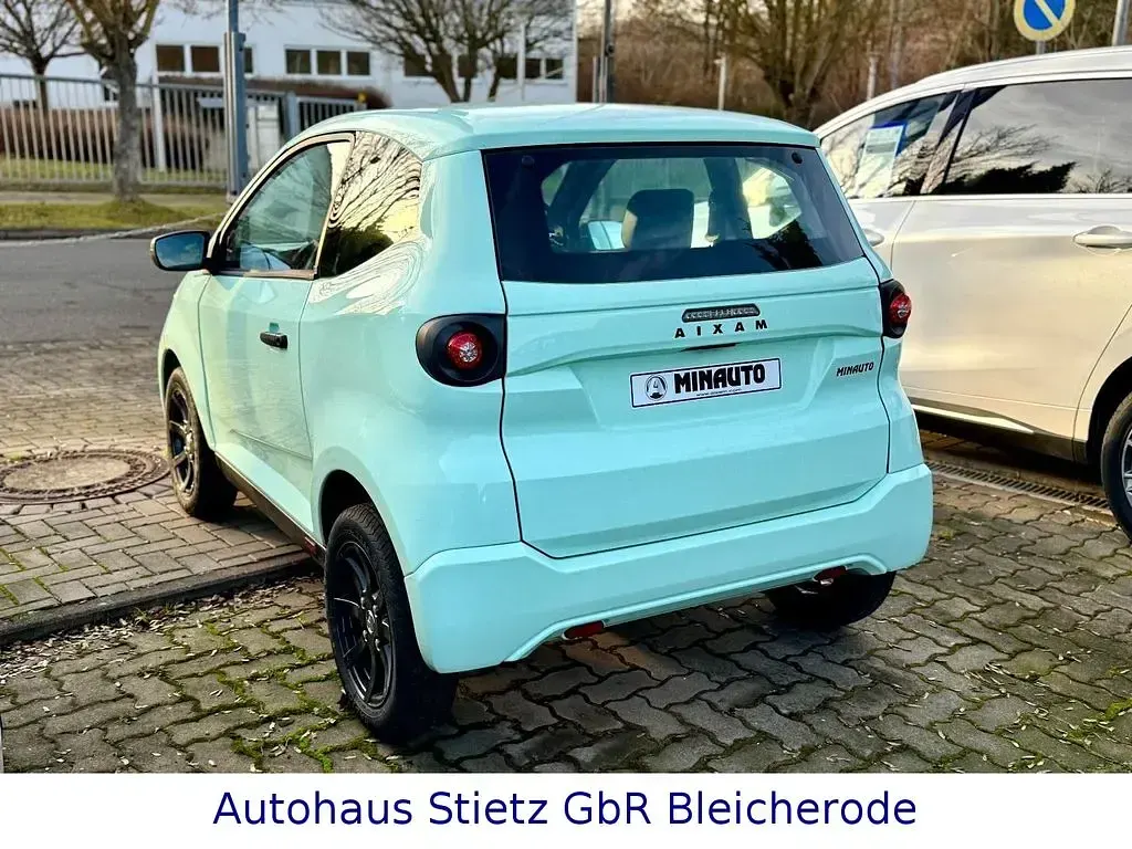 Nowe Aixam Minauto 2026 Zielony Hatchback