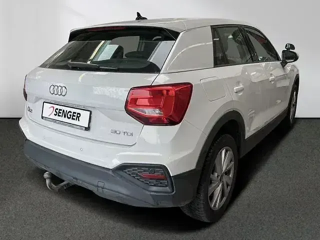 Gebraucht Audi Q2 Comfort 116 PS (85 kW) 2024 Arkonaweiß SUV