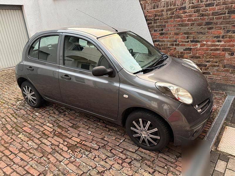 Grau Gebraucht 2007 Nissan Micra Kleinwagen | 800 € (Fairer Preis) - Bild 1/4