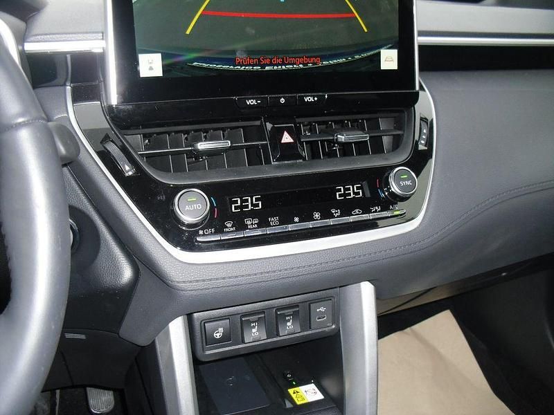 Gebraucht Toyota Corolla Cross Comfort 140 PS (102 kW) 2025 Dark blue m m SUV