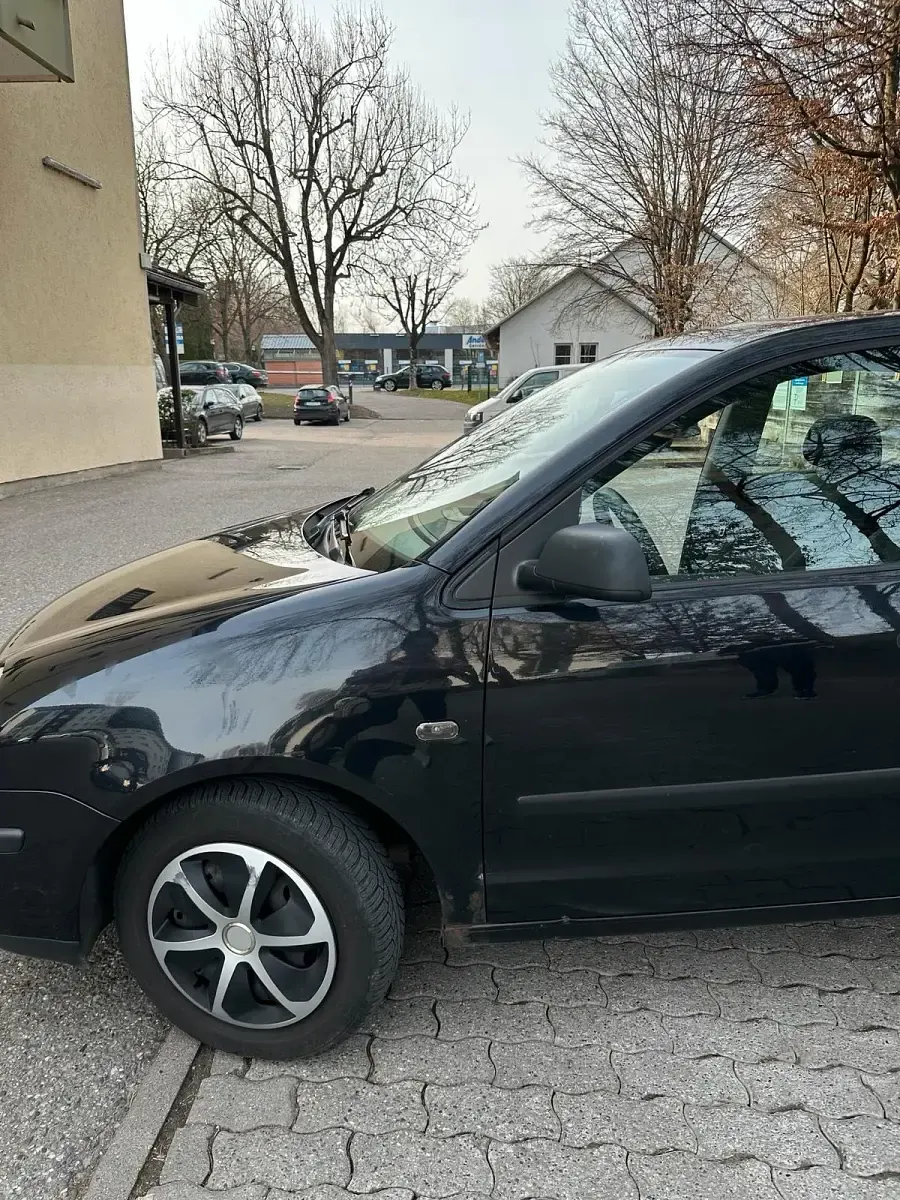 Gebraucht VW Polo 72 PS (52 kW) 2001 Schwarz Kleinwagen