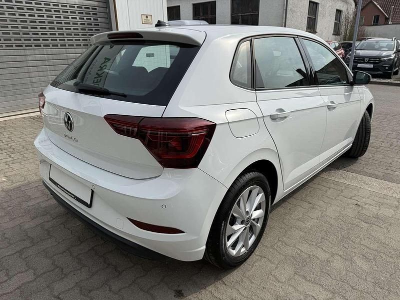 Gebraucht VW Polo Style 95 PS (69 kW) 2022 Pure white Kleinwagen