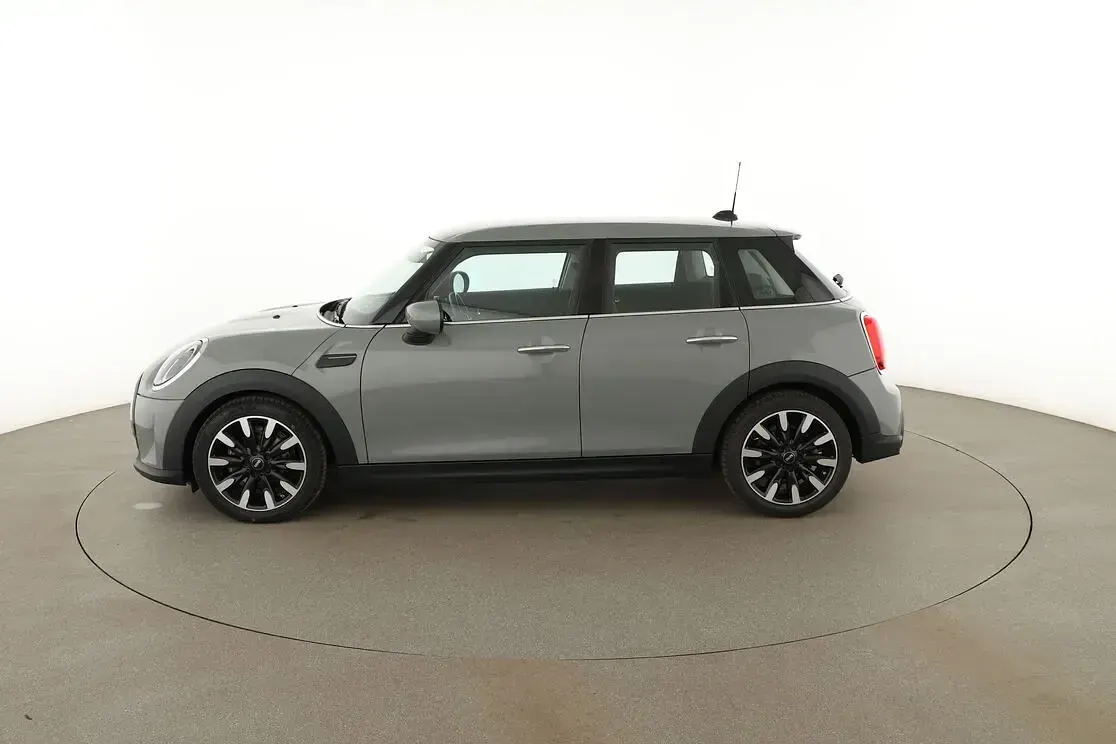 Gebraucht Mini ONE Classic 102 PS (75 kW) 2022 Grau Kleinwagen