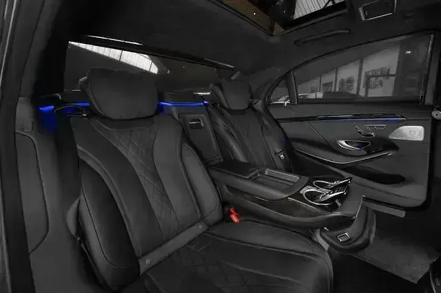 Gebraucht Mercedes S560 469 PS (344 kW) 2020 Obsidianschwarz Limousine