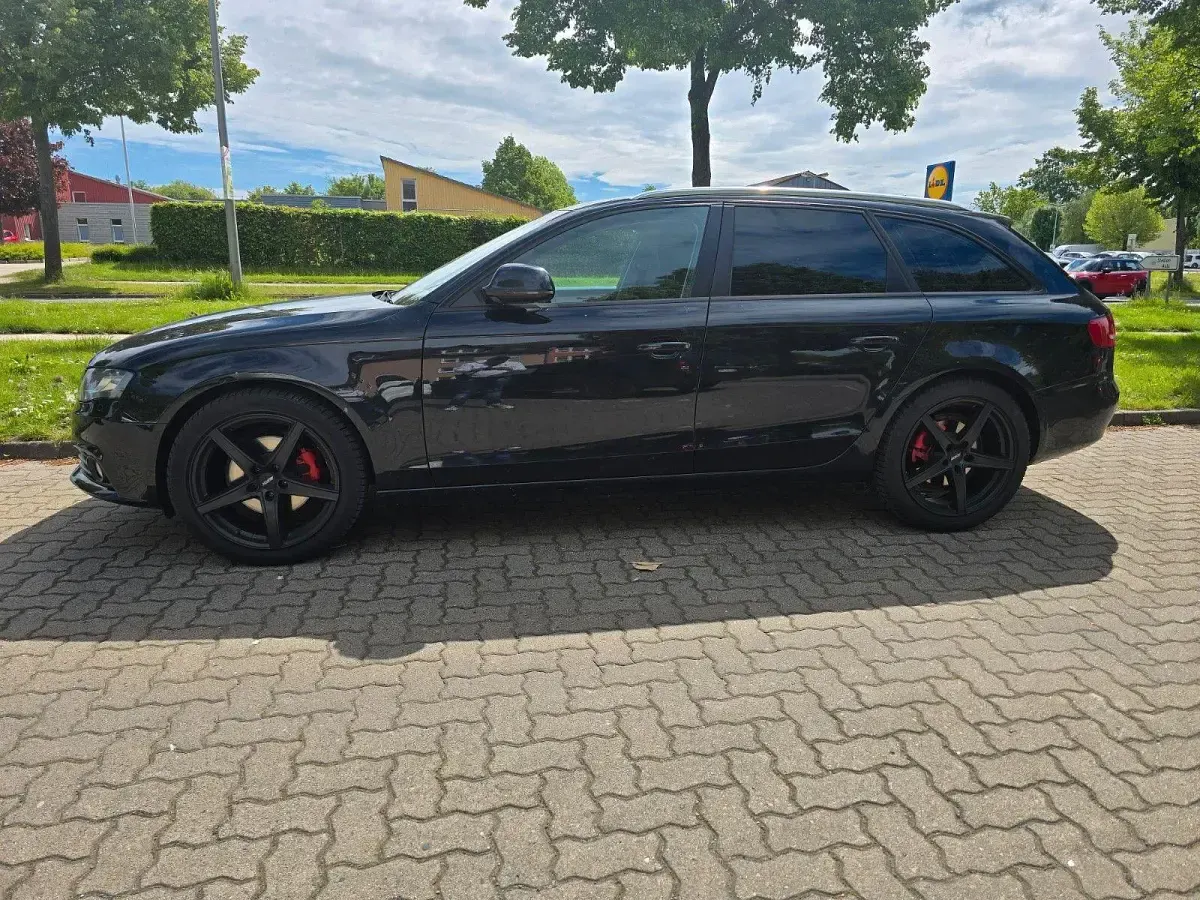 Gebraucht Audi A4 Ambiente 143 PS (105 kW) 2008 Schwarz Kombi