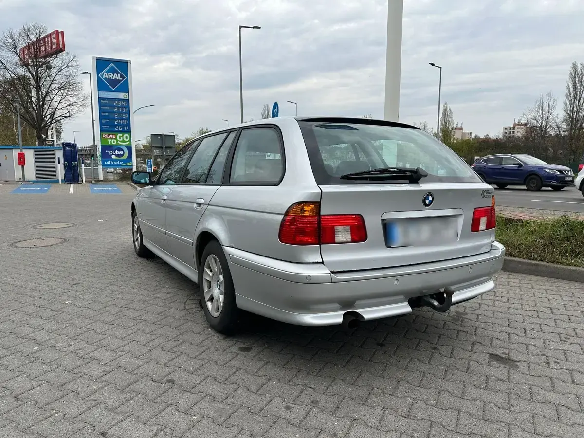 Gebraucht BMW 525 192 PS (141 kW) 2000 Silber Kombi