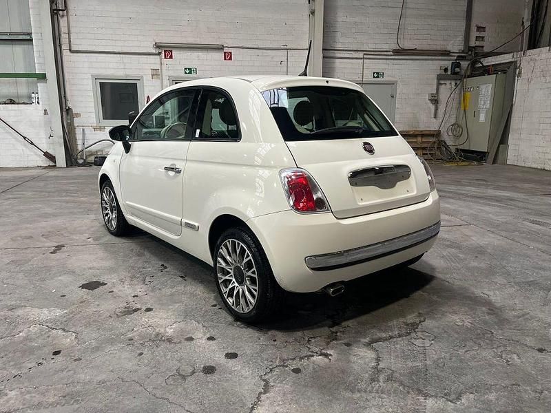 Gebraucht Fiat 500 Lounge 69 PS (50 kW) 2013 Weiß Limousine