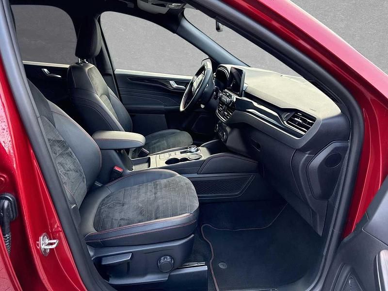 Gebraucht Ford Kuga Titanium 224 PS (164 kW) 2021 Schwarz SUV