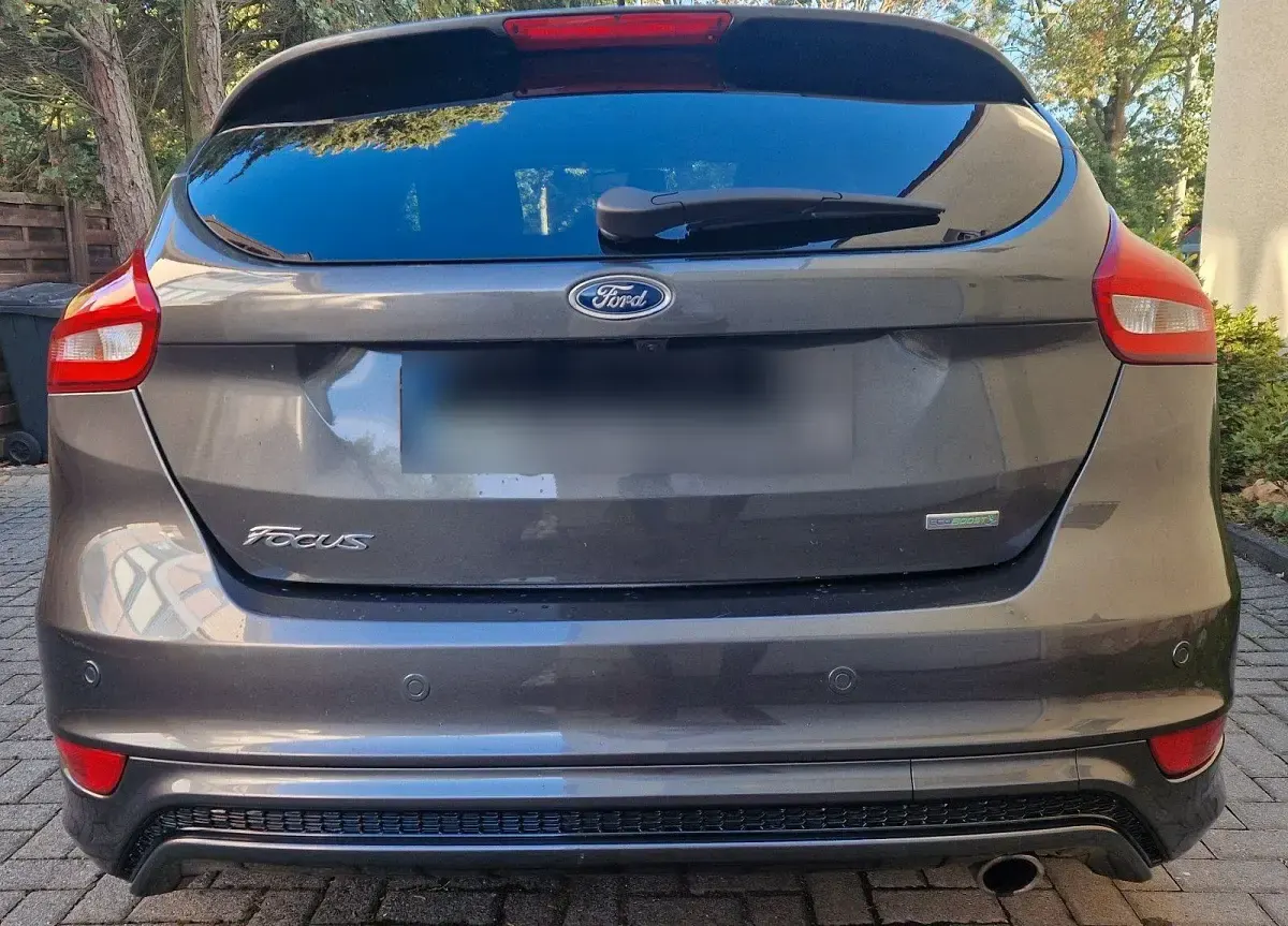 Gebraucht Ford Focus ST-Line 150 PS (110 kW) 2018 Grau Limousine