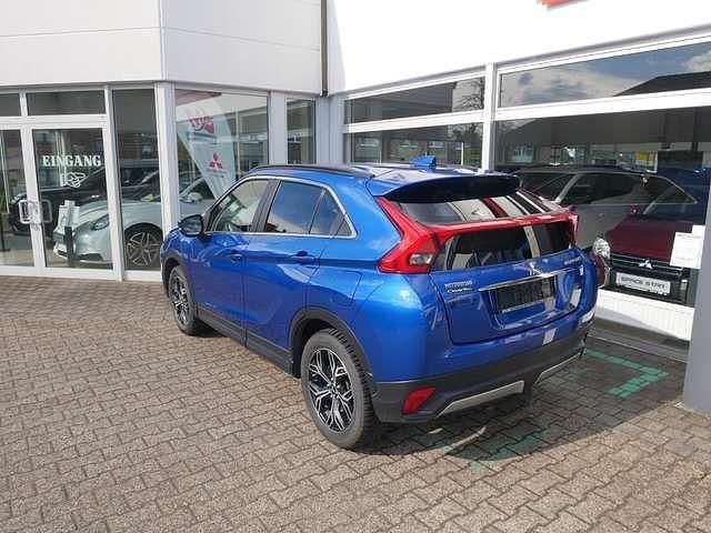 Gebraucht Mitsubishi Eclipse Cross Active 163 PS (119 kW) 2019 Laserblau (p) SUV