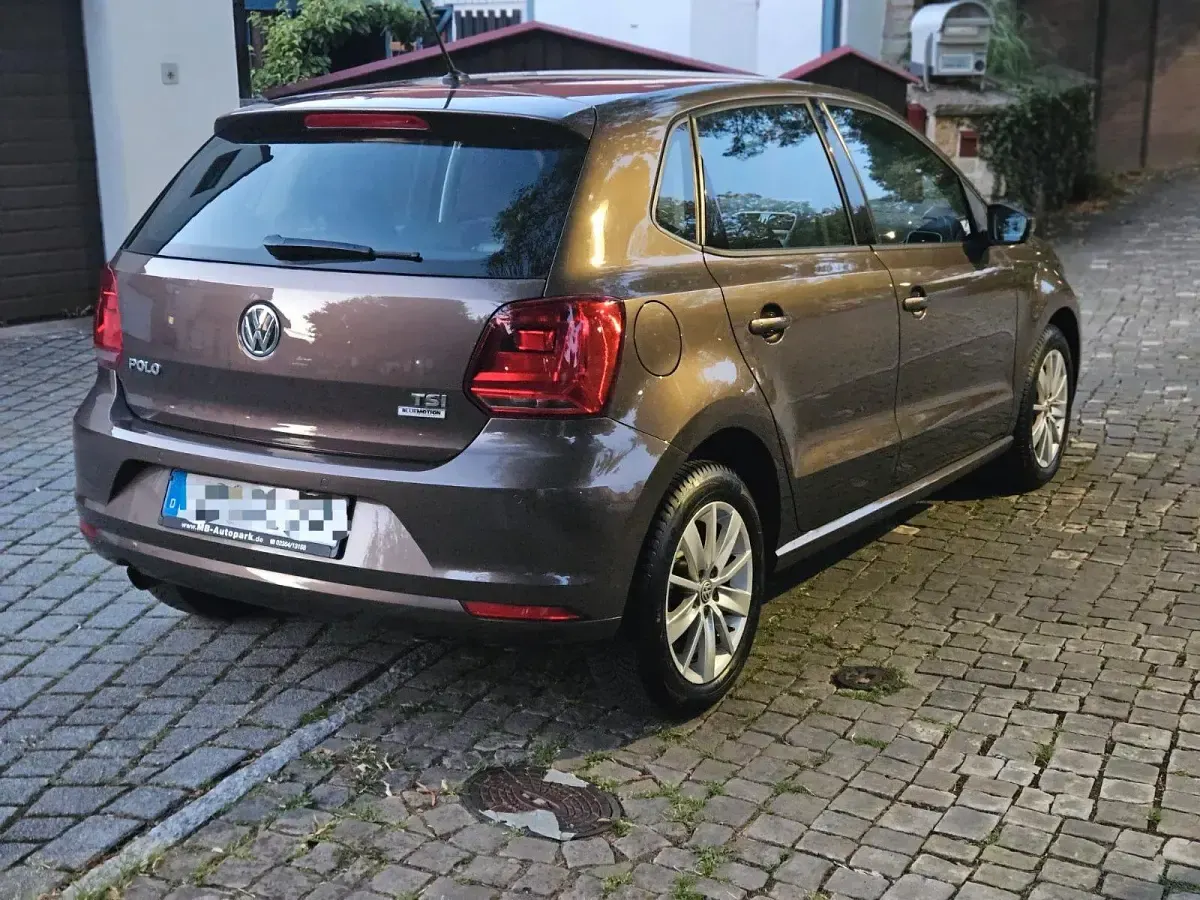 Gebraucht VW Polo 90 PS (66 kW) 2014 Braun Limousine