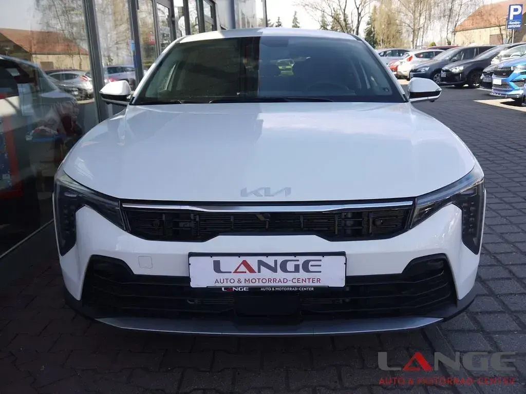 Neu Kia K4 Spirit 150 PS (110 kW) 2026 Snow white pearl Limousine