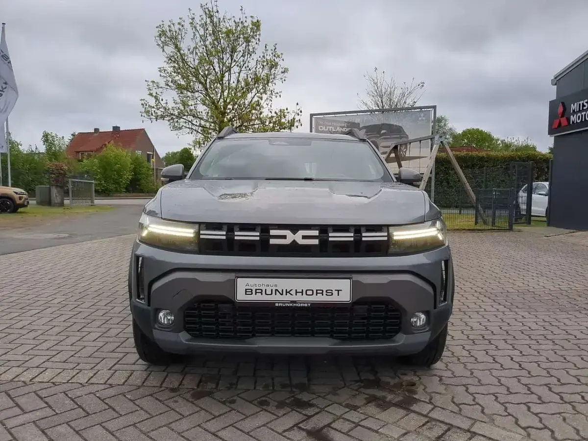Ny Dacia Duster Journey 122 HK (89 kW) 2026 Grå SUV