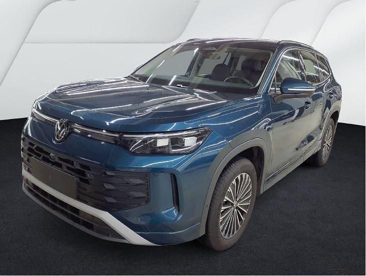 Nightshade blue metallic Gebraucht 2025 VW Tayron Life SUV | 41.790 € (Superpreis) - Bild 1/4