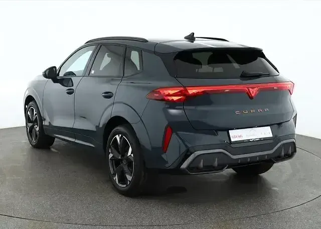 Neu Cupra Terramar 150 PS (110 kW) 2026 Blau SUV