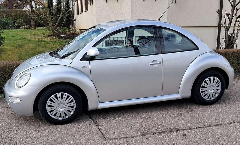 Gebraucht VW Beetle Comfortline 116 PS (85 kW) 2001 Silber