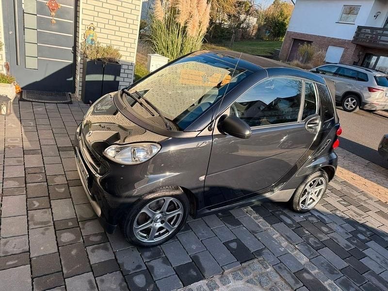 Schwarz Gebraucht 2010 Smart ForTwo Cabrio Pulse Cabrio | 4.200 € (Guter Preis) - Bild 1/4