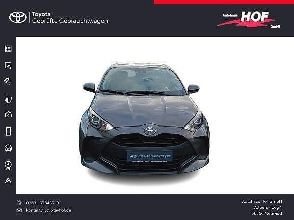 Gebraucht Toyota Yaris Active 125 PS (91 kW) 2023 Grau Limousine