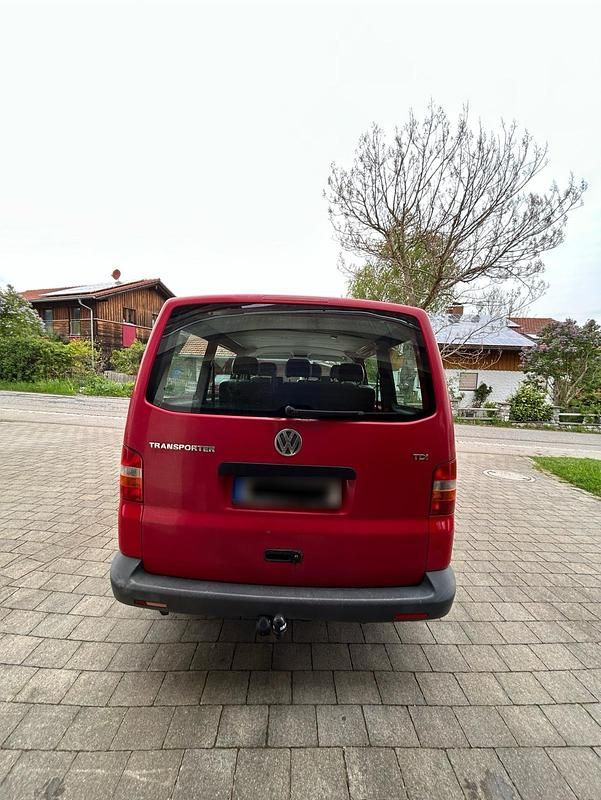 Gebraucht VW Transporter 105 PS (77 kW) 2004 Rot Van
