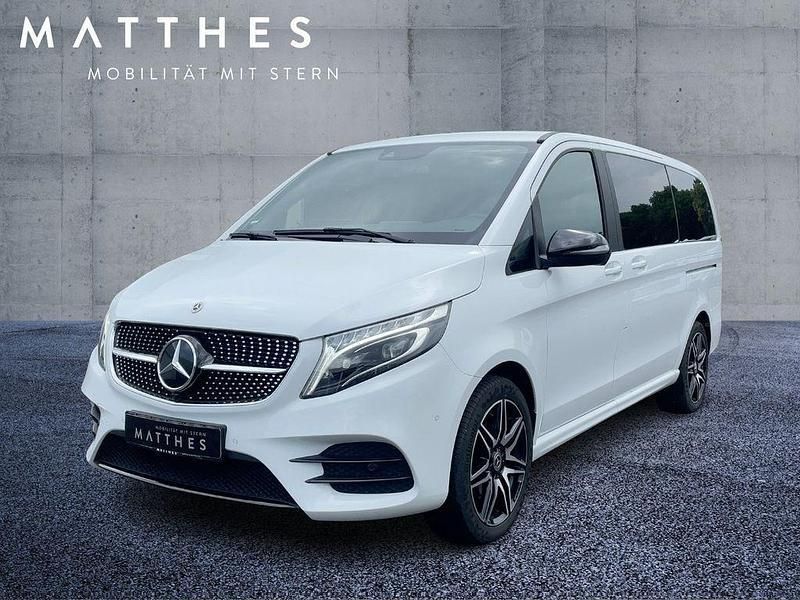 Weiß Gebraucht 2022 Mercedes V300 AMG Van / Kleinbus | 72.999 € - Bild 1/4