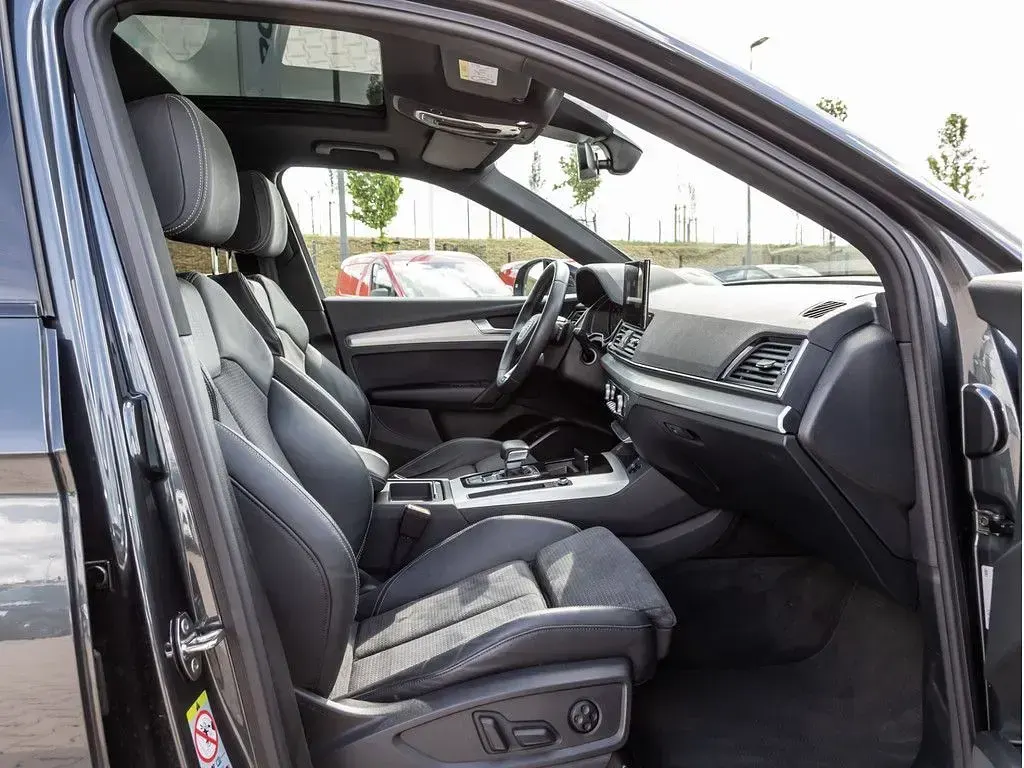 Gebraucht Audi Q5 S-Line 163 PS (119 kW) 2023 Manhattangrau metallic SUV