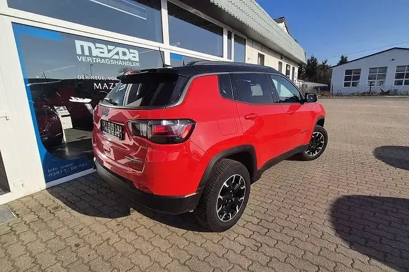 Occasion Jeep Compass Trailhawk 179 ch (131 kW) 2022 Rouge SUV