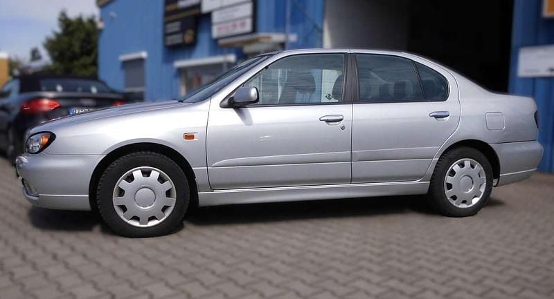 Gebraucht Nissan Primera Comfort 106 PS (77 kW) 2001 Silber Kombi