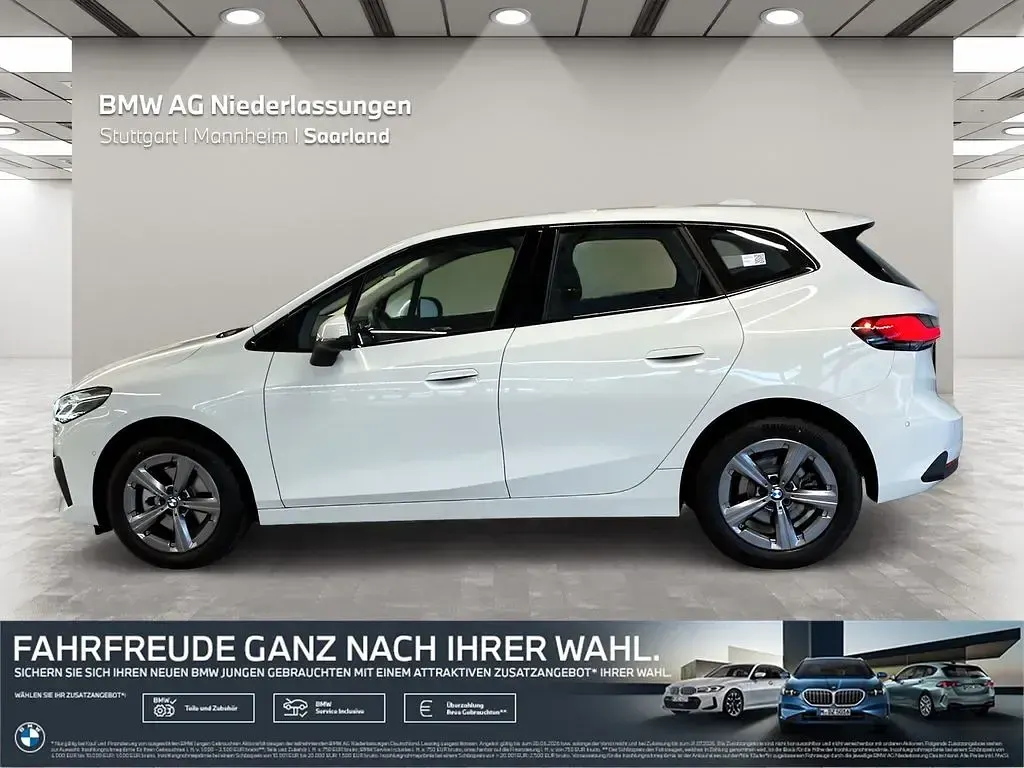 Gebraucht BMW 220 Active Tourer Efficient Dynamics 156 PS (114 kW) 2025 Weiß Van / Kleinbus