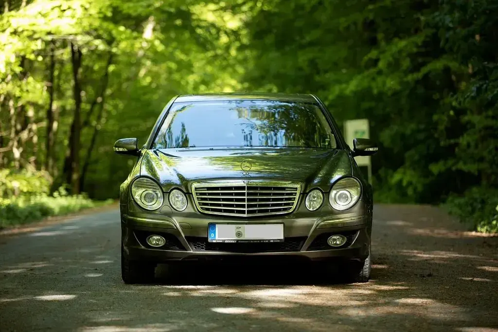 Occasion Mercedes E200 Elegance 184 ch (135 kW) 2007 Beige Berline