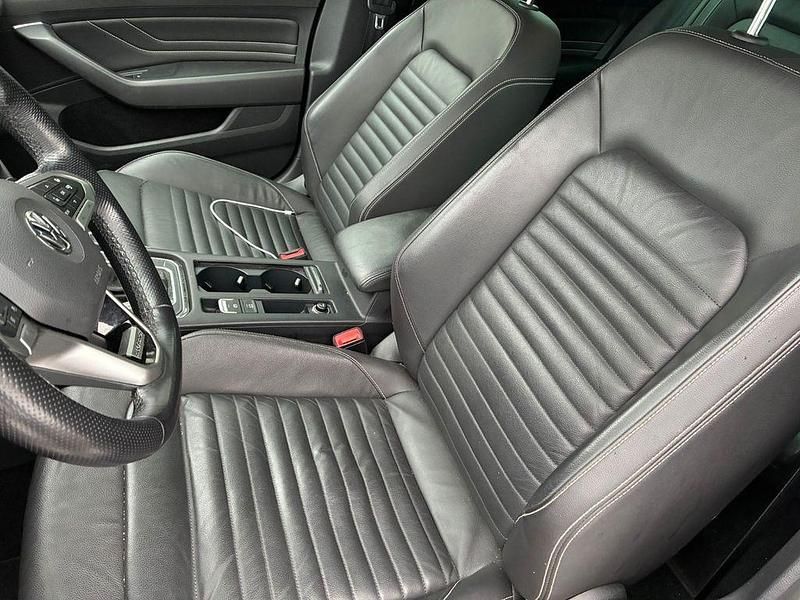 Gebraucht VW Passat Alltrack 190 PS (139 kW) 2020 Grau Kombi