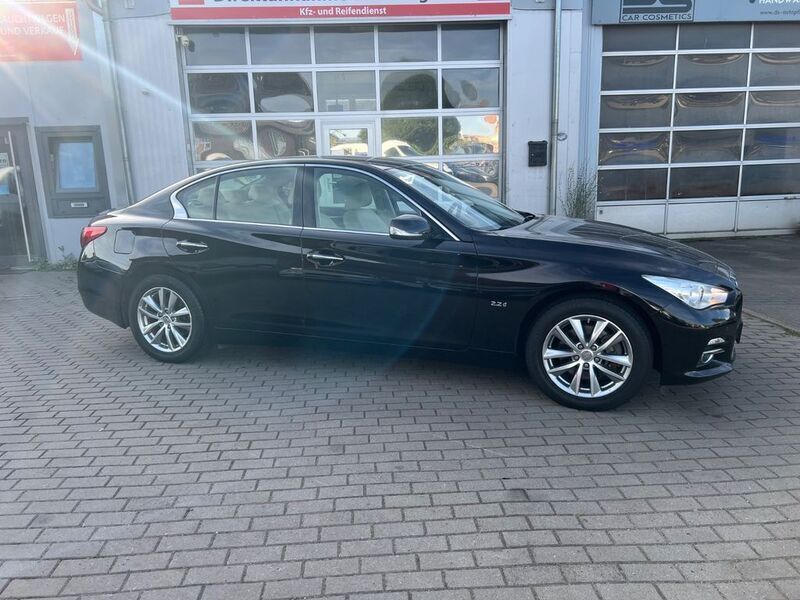 Gebraucht Infiniti Q50 170 PS (125 kW) 2015 Limousine