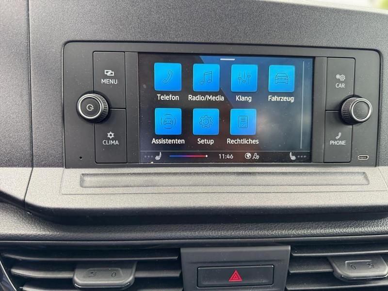 Gebraucht VW Caddy Basis 114 PS (83 kW) 2024 Grau Van / Kleinbus