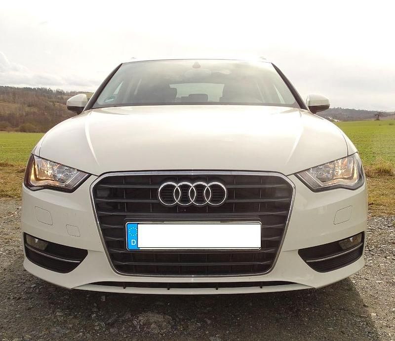 Gebraucht Audi A3 Ambition 150 PS (110 kW) 2013 Weiß Limousine