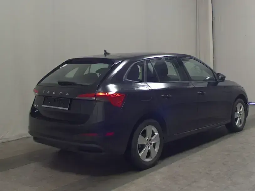 Occasion Skoda Scala Active 95 ch (69 kW) 2023 Noir Citadine