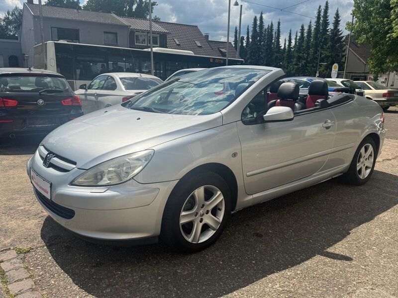 Grau Gebraucht 2005 Peugeot 307 CC Basis Cabrio | 2.999 € (Fairer Preis) - Bild 1/4