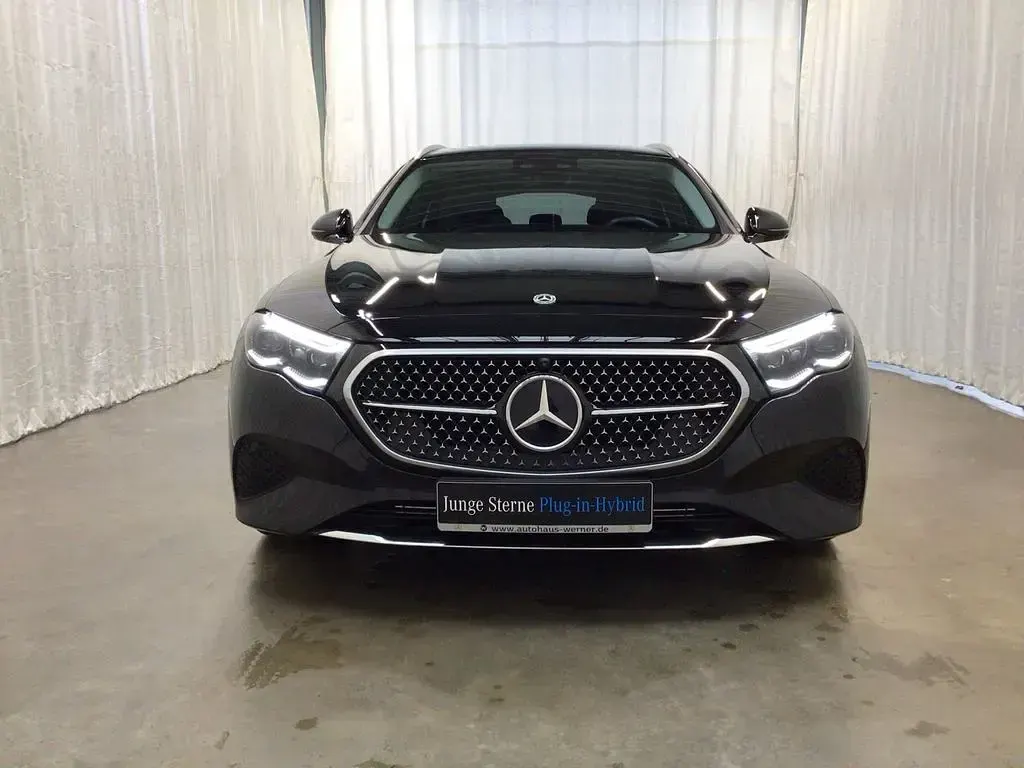 Gebraucht Mercedes E300 Advanced Plus 313 PS (230 kW) 2023 Schwarz Kombi