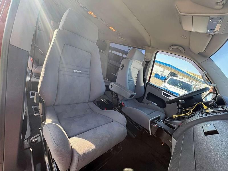 Gebraucht VW Transporter 105 PS (77 kW) 2006 Rot Van