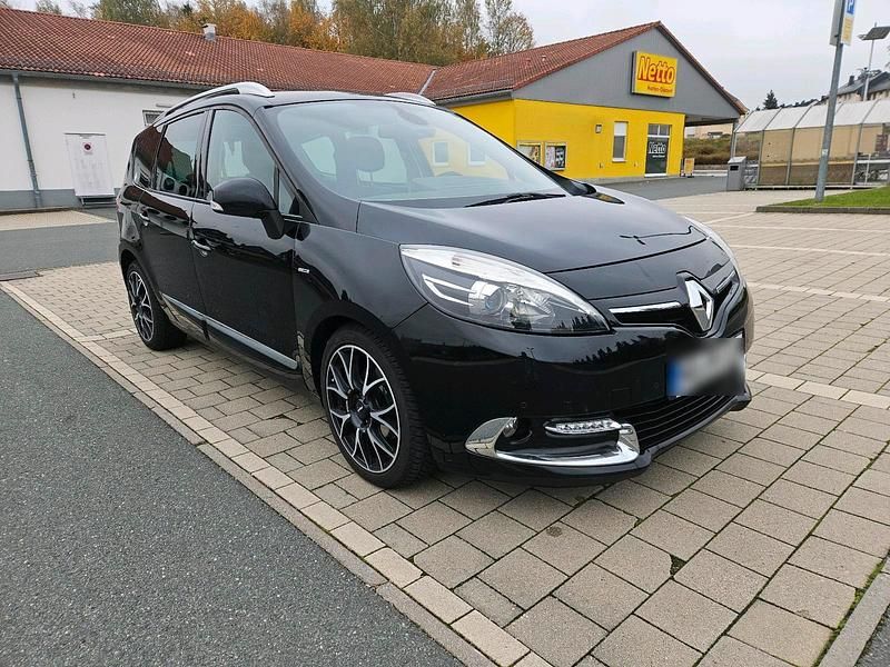 Schwarz Gebraucht 2015 Renault Grand Scénic III Van / Kleinbus | 7.000 € (Fairer Preis) - Bild 1/4