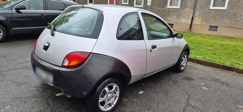 Second-hand Ford Ka 70 CP (51 kW) 2004 Argintiu Hatchback