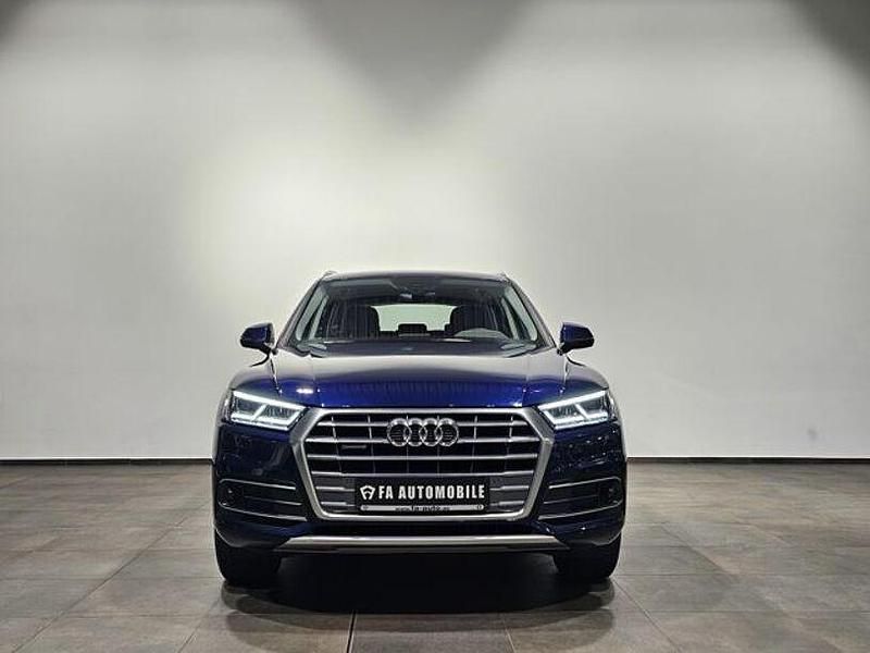 Gebraucht Audi Q5 Sport 190 PS (139 kW) 2019 Navarra blau SUV
