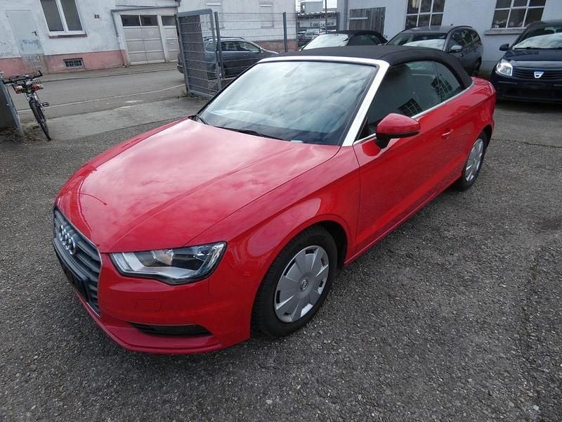 Gebraucht Audi A3 Cabriolet Ambition 110 PS (80 kW) 2015 Rot Cabrio
