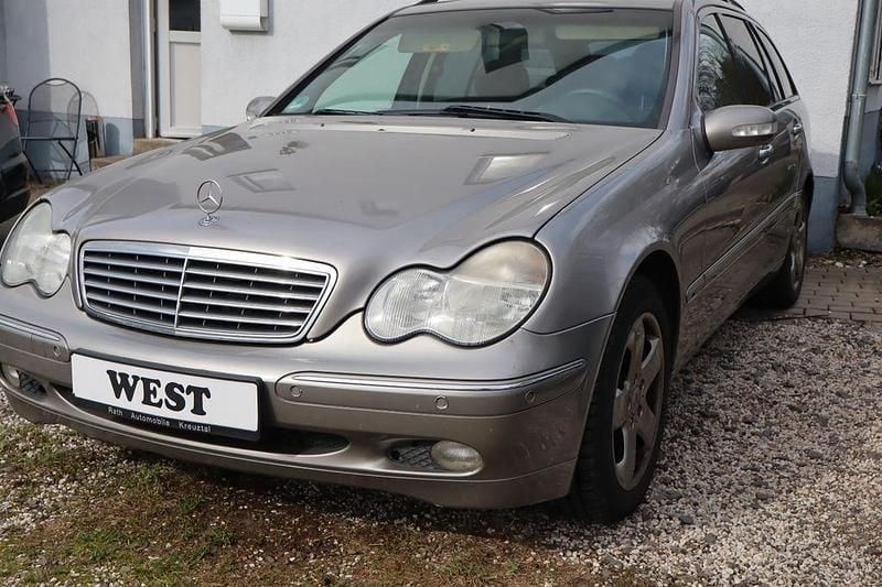Gebraucht Mercedes C200 Avantgarde 122 PS (89 kW) 2003 Grau Limousine