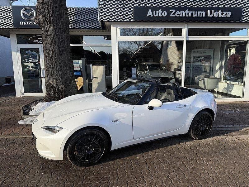 Weiß Gebraucht 2022 Mazda MX5 Selection Cabrio | 23.990 € (Superpreis) - Bild 1/4